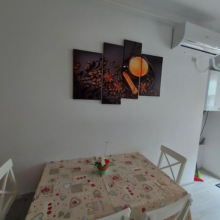 Topaz Central Apartment Bacău Eksteriør bilde