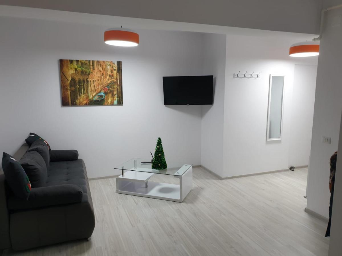 Topaz Central Apartment Bacău Eksteriør bilde