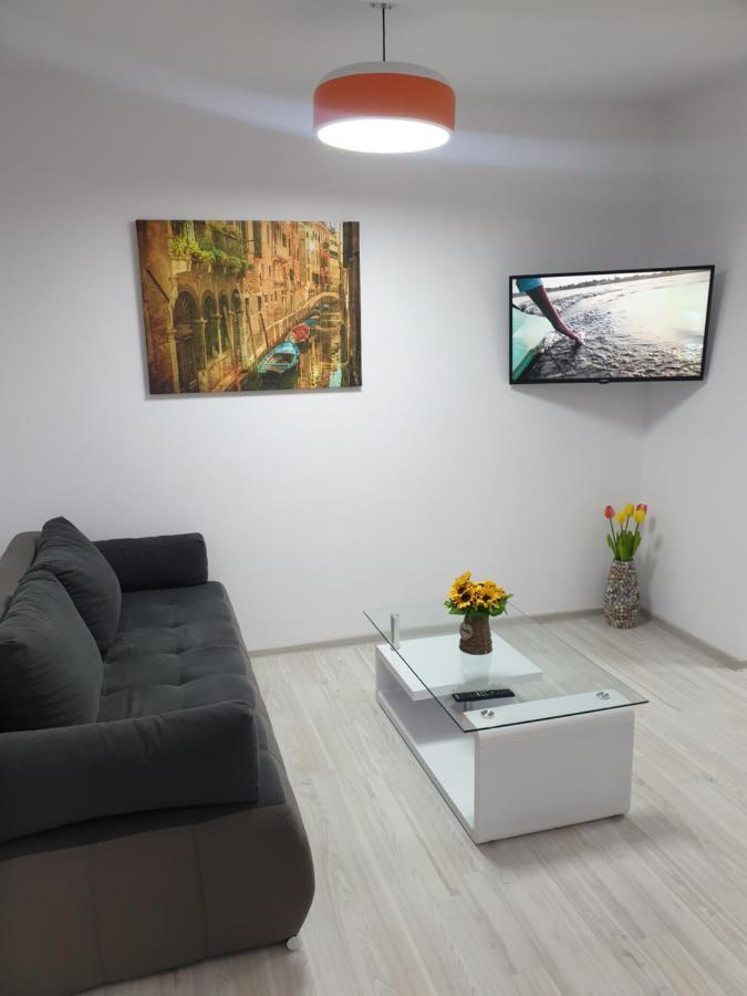 Topaz Central Apartment Bacău Eksteriør bilde